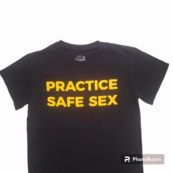 Practice Safe Sex Tee by Danny Duncan Size Small Unisex - Picture 4 of 5